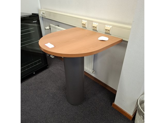 3x divers kantoorinventaris - afbeelding 2 van  10