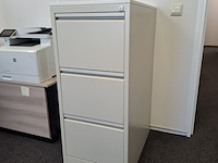 3x divers kantoorinventaris - afbeelding 1 van  10