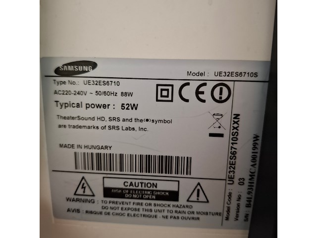 3x diverse beeldschermen, samsung, o.a. de4ps, ue32es6710 - afbeelding 12 van  12