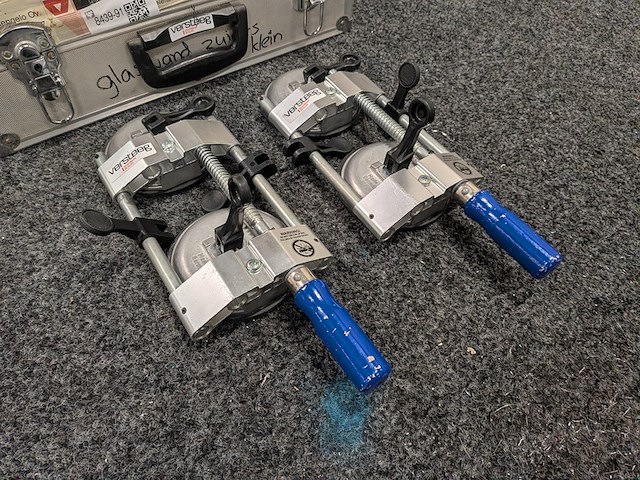 3x diverse glasdrager - afbeelding 2 van  7