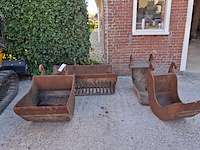 3x diverse graafbak met puinriek cw 10 aansluiting - afbeelding 1 van  15