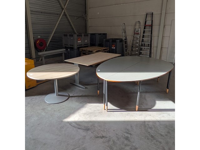 3x diverse kantoortafel - afbeelding 1 van  10