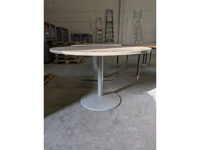 3x diverse kantoortafel - afbeelding 4 van  10