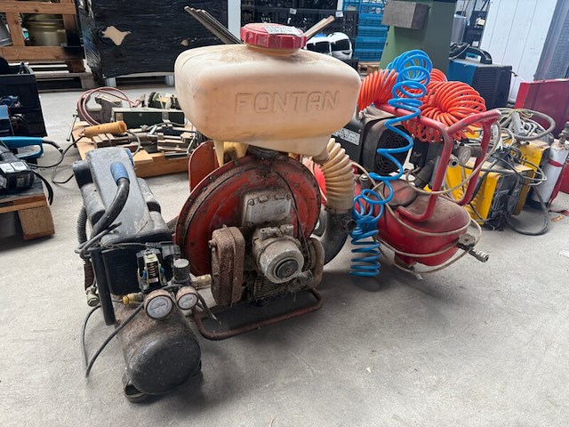 3x diverse machines - afbeelding 1 van  4