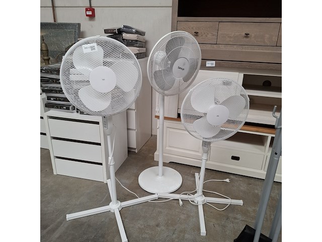 3x diverse ventilator - afbeelding 1 van  5