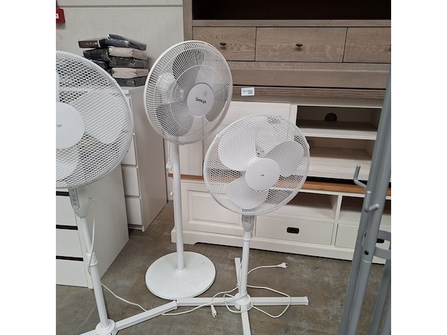 3x diverse ventilator - afbeelding 3 van  5