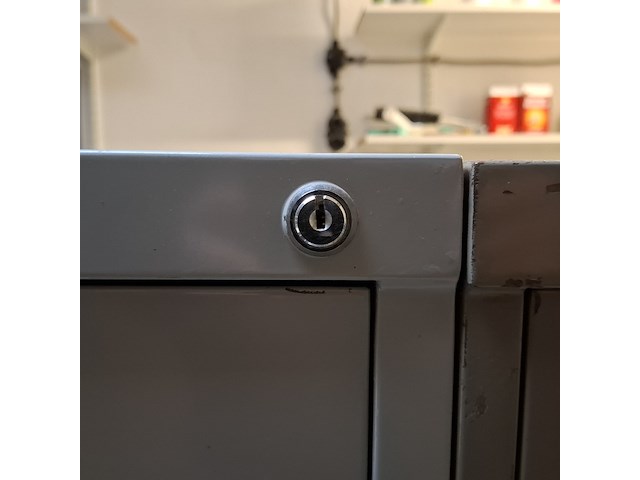 3x dossierkast met 4 laden - afbeelding 13 van  14