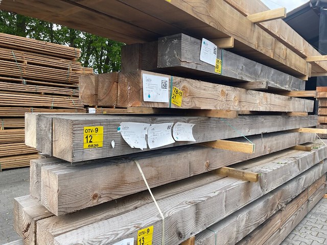 3x douglas balken fijnbezaagd, 200x200mm, lengte 1/400cm, 2/500cm - afbeelding 4 van  4