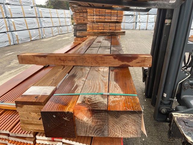 3x douglas balken geschaafd, 140x140mm, lengte 400cm - afbeelding 1 van  3