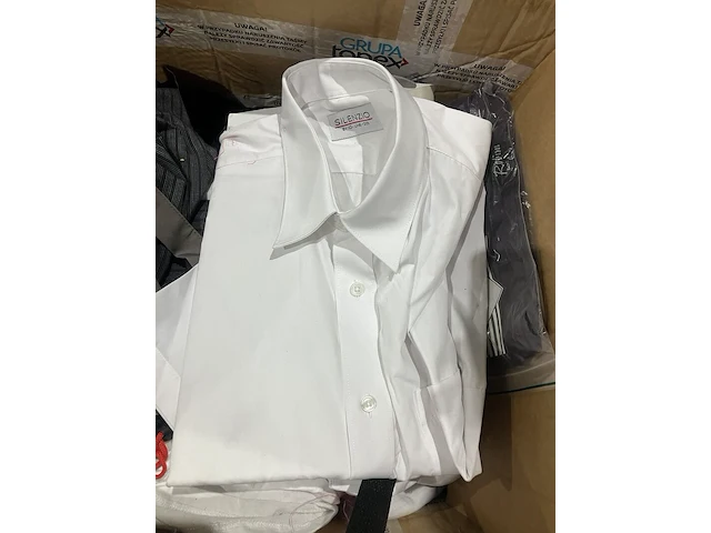 3x dozen kleding - afbeelding 5 van  8