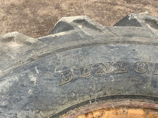 3x dunlop stabilarge 18 r19.5 band, wiel en velg - afbeelding 2 van  12