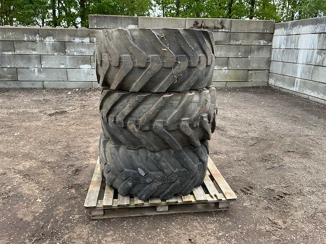 3x dunlop stabilarge 18 r19.5 band, wiel en velg - afbeelding 7 van  12