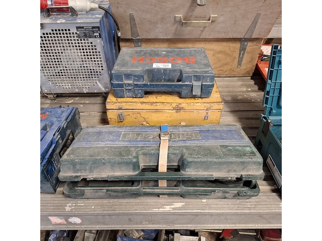 3x elektrisch handgereedschap, bosch, hitachi en elu - afbeelding 9 van  17