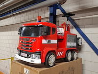 3x elektrische brandweerauto rood - afbeelding 1 van  5