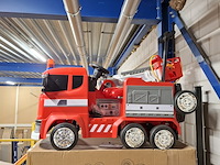 3x elektrische brandweerauto rood - afbeelding 2 van  5