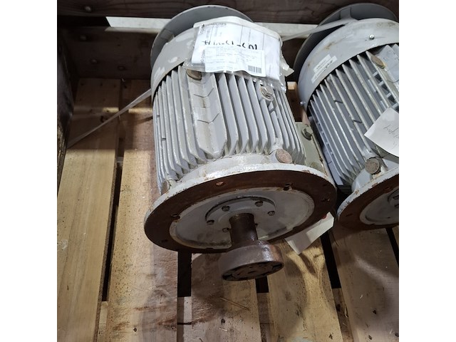 3x elektro motor en 1x behuizing - afbeelding 3 van  13