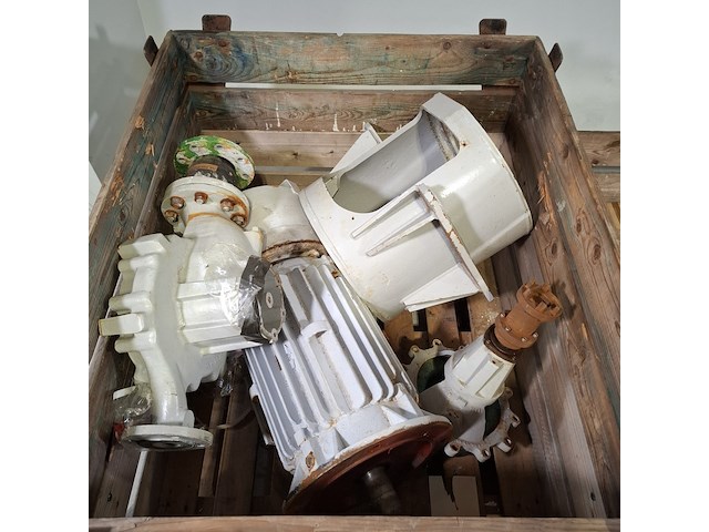 3x elektro motor en 1x behuizing - afbeelding 6 van  13