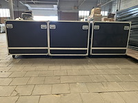 3x flightcase met tafel - afbeelding 4 van  5