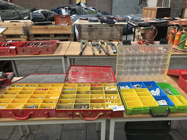 3x gereedschapskoffer ijzerwaren - afbeelding 1 van  8