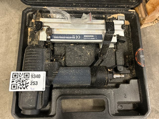 3x gereedschapskoffer met inhoud w.o. schuurmachine, w.o. bosch, makita - afbeelding 2 van  7