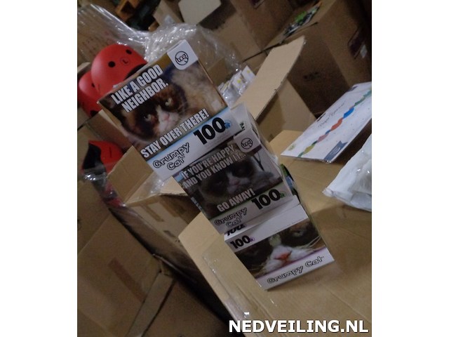 3x grimpy cat puzzle 100 stukjes - afbeelding 2 van  3