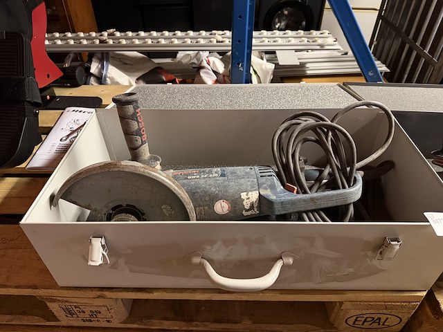 3x haakse slijper, 2x koffer bosch - afbeelding 5 van  6