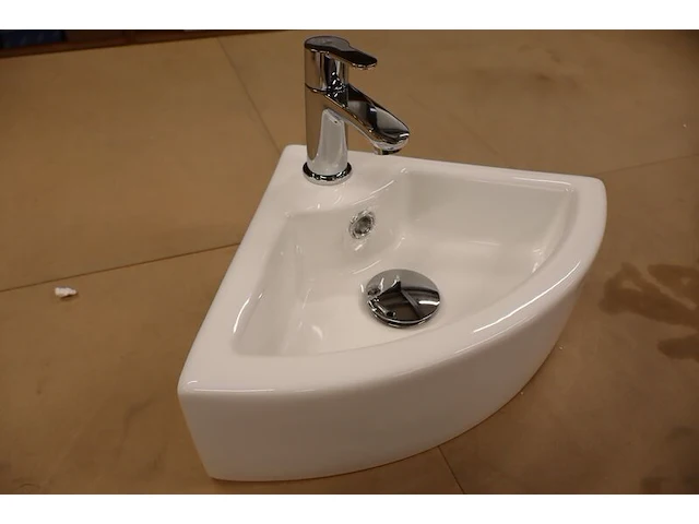 3x hoekfonteinset wiesbaden + grohe, pallas 32.3494, wit - afbeelding 2 van  19