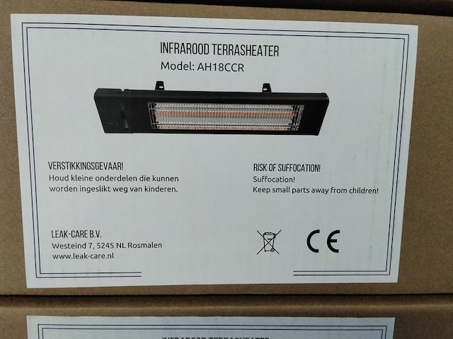 3x infrarood heaters, 1800 watt - afbeelding 1 van  3