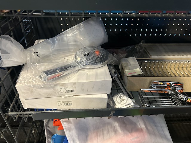 3x inhoud stelling speelgoed w.o. airo, cars, vtech, keuco - afbeelding 11 van  21