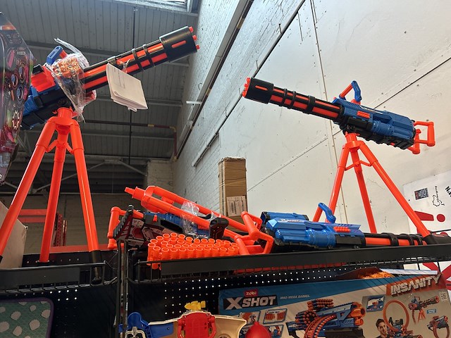 3x inhoud stelling speelgoed w.o. airo, cars, vtech, keuco - afbeelding 18 van  21