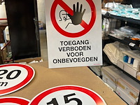 3x inhoud stelling w.o. telescoop w.o. wewatch, gaterda - afbeelding 7 van  14