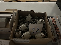 3x inhoud stellingvak bouwmarkt artikelen w.o. etn, inim - afbeelding 10 van  10