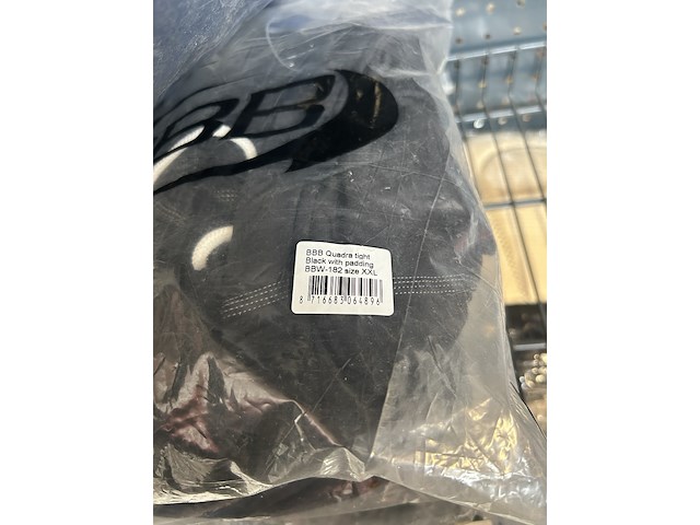 3x inhoud stellingvak fietskleding, wielerkleding, w.o. bbb, shimano - afbeelding 5 van  10