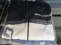 3x inhoud stellingvak fietskleding, wielerkleding, w.o. bbb, shimano - afbeelding 10 van  10