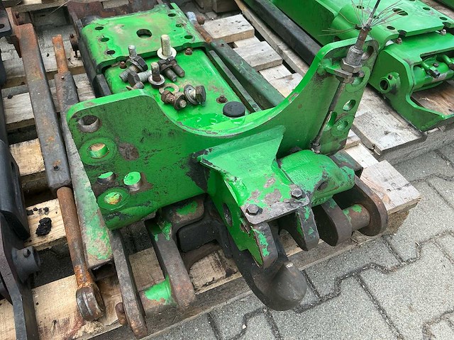 3x john deere 6000-serie pick-up hitch / ondertrekhaken - afbeelding 5 van  7