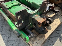 3x john deere pick-up hitch / ondertrekhaken – 7230r, 6215r & 6000-serie - afbeelding 4 van  9