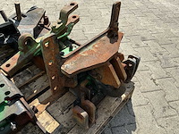 3x john deere pick-up hitch / ondertrekhaken – 7230r, 6215r & 6000-serie - afbeelding 5 van  9