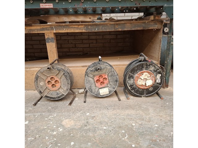 3x kabelhaspel, 230v - afbeelding 1 van  7