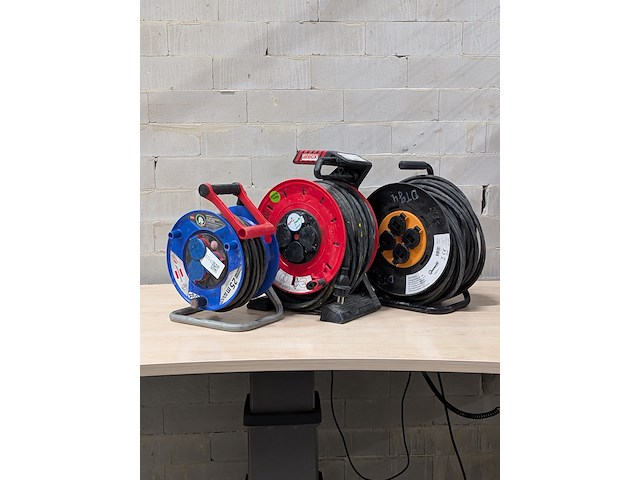 3x kabelhaspel, o.a. brennstuhl, qwatt - afbeelding 1 van  9