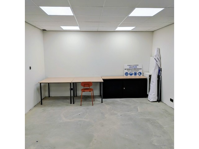 3x kantoor meubel - afbeelding 1 van  8