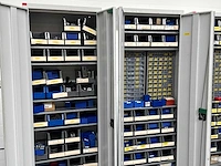3x kast inclusief bevestigingsmaterialen - -