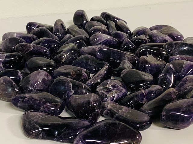 3x kilo amethist trommelstenen (maat xxl), paars - afbeelding 3 van  3
