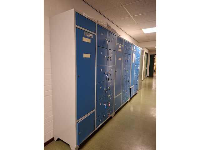 3x kledinglocker - afbeelding 1 van  7