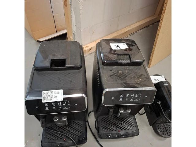 3x koffiemachine, 2x philips en 1x nespresso magimix - afbeelding 6 van  7