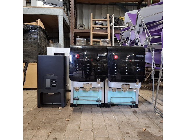 3x koffiemachine, douwe egberts en bravilor - afbeelding 1 van  14