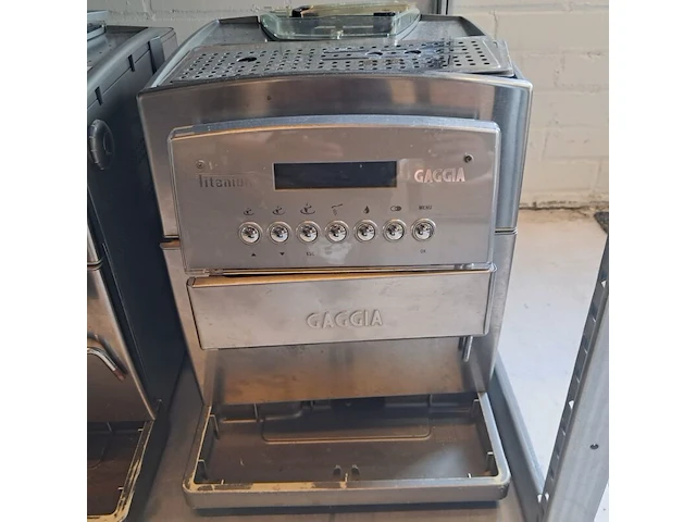 3x koffiemachine, philips, gaggia, hd8829, titanium - afbeelding 7 van  9