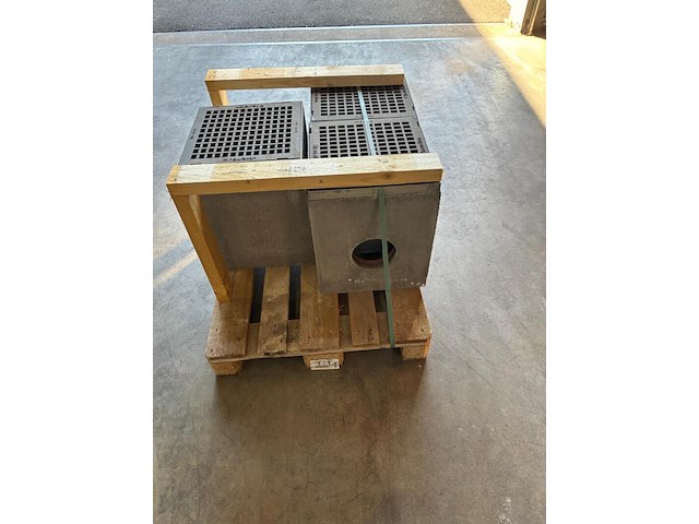 3x kolk materiaal glasvezelversterkt beton incl. gietijzer rooster., hauraton faserfix point, ks40/40 - afbeelding 2 van  3