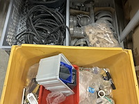 3x krat bouwmaterialen - afbeelding 1 van  8