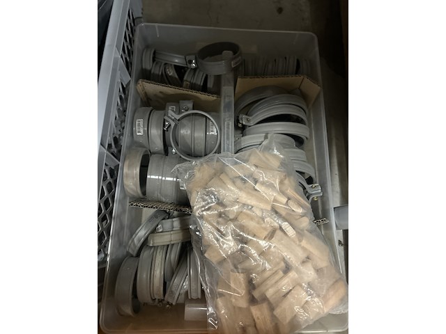 3x krat bouwmaterialen - afbeelding 3 van  8