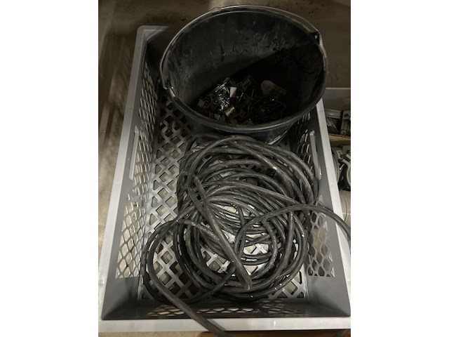 3x krat bouwmaterialen - afbeelding 4 van  8